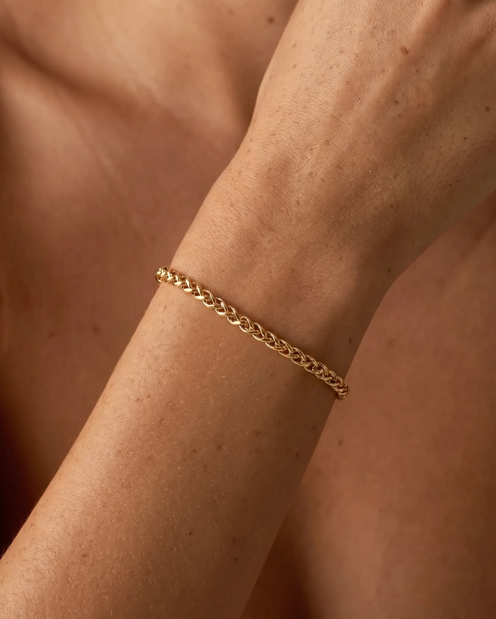 cascalia-ai bracelet-418-3mm_studio1_a2+solo.png