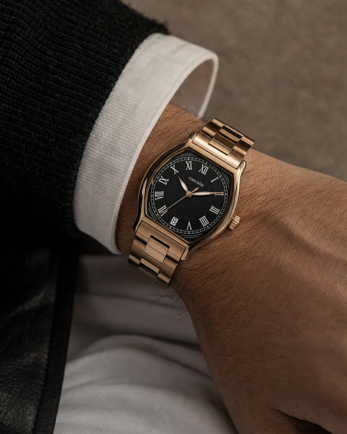 Caratello Rosegold Automatic Black on the wrist