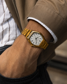 Caratello Yellow gold Quartz on the wrist