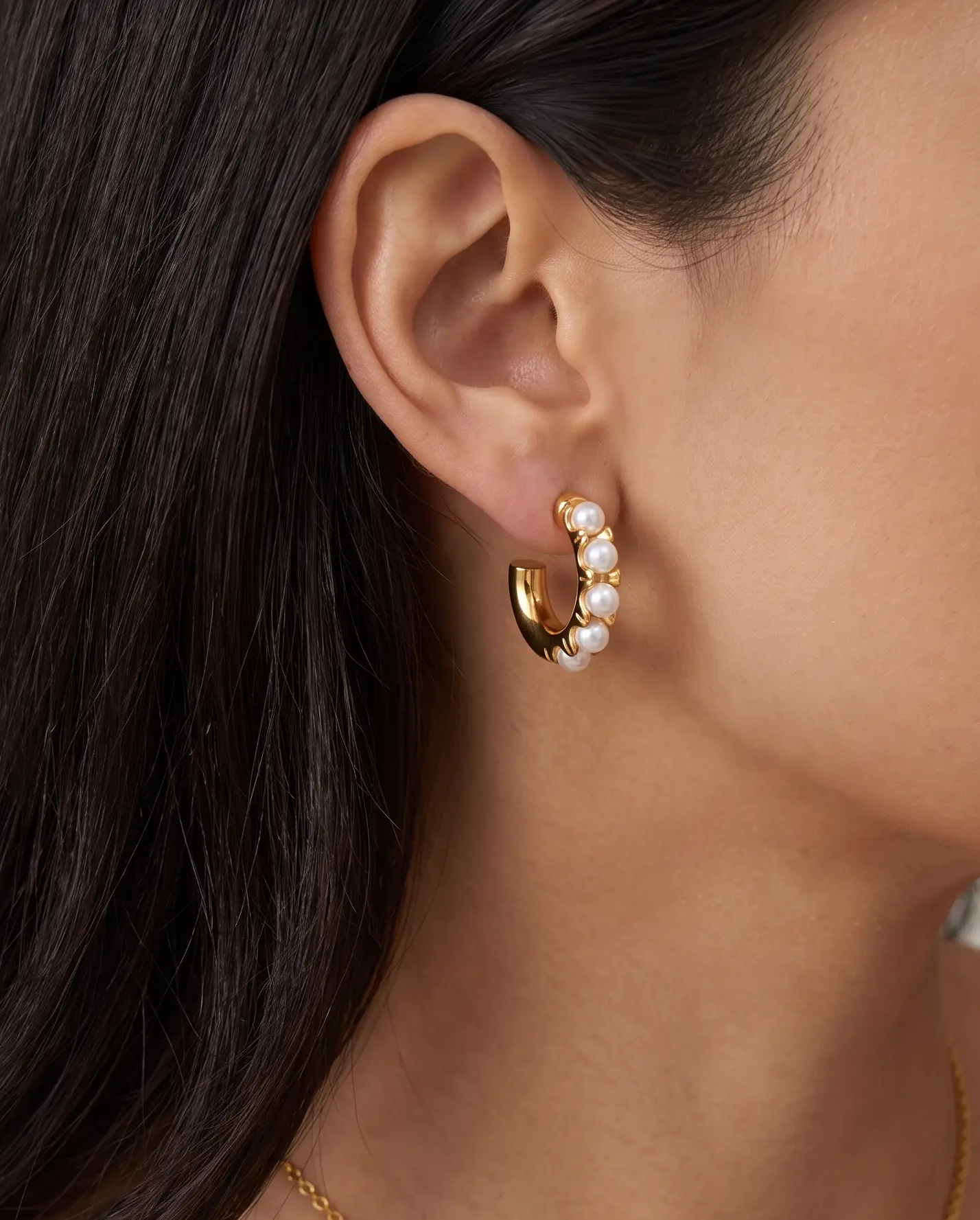 cascalia-ai earrings-13_studio2_a3+necklace253.png