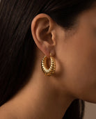 cascalia-ai earrings-25_studio1_a4+solo.png