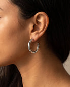 cascalia-ai earrings-35-S_studio1_a1+solo.png