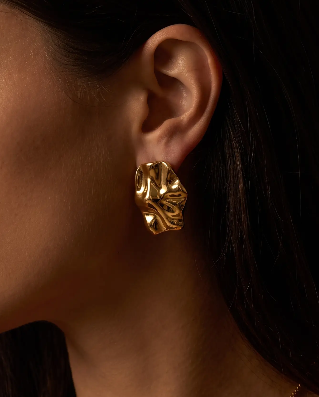 cascalia-ai earrings-351_lifestyle1_a3+necklace254.png