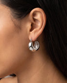 cascalia-ai earrings-363-S_studio2_a1+solo.png