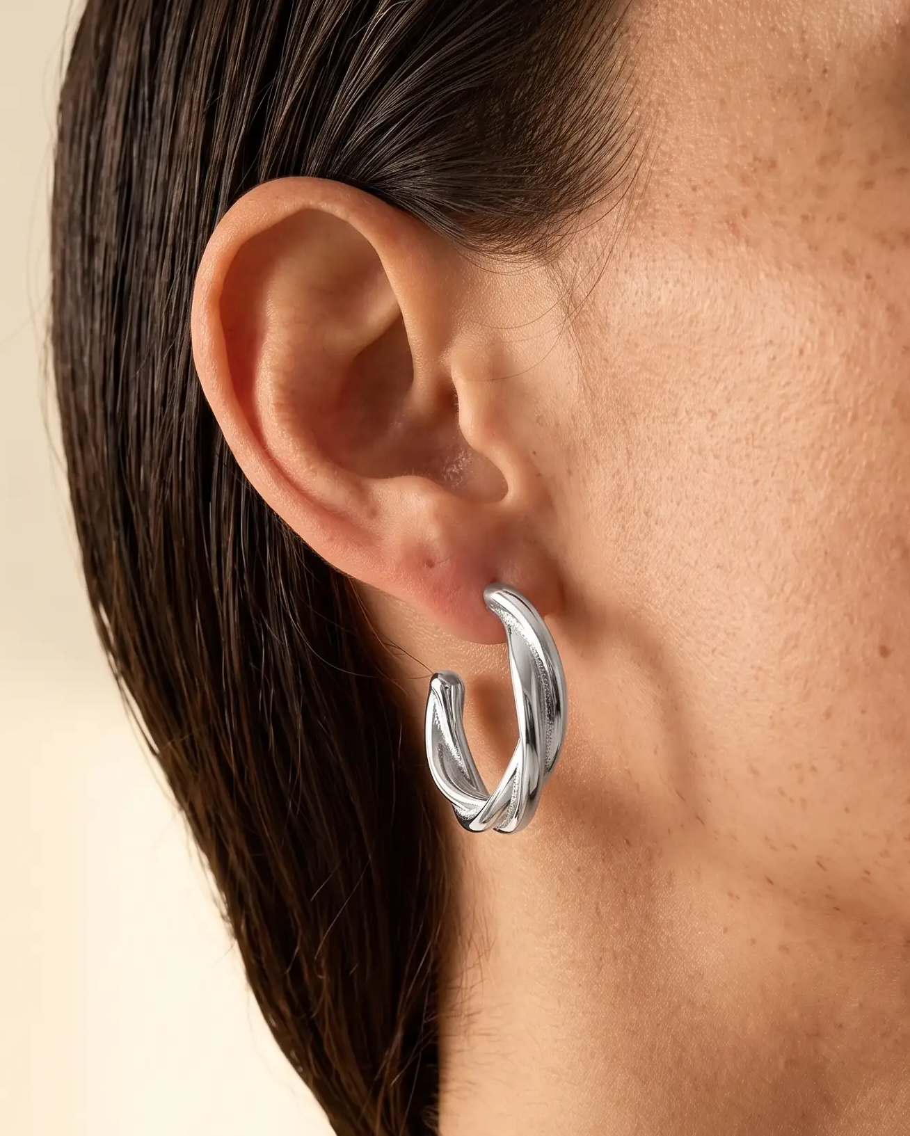 cascalia-ai earrings-366-S_studio2_a2+solo.png