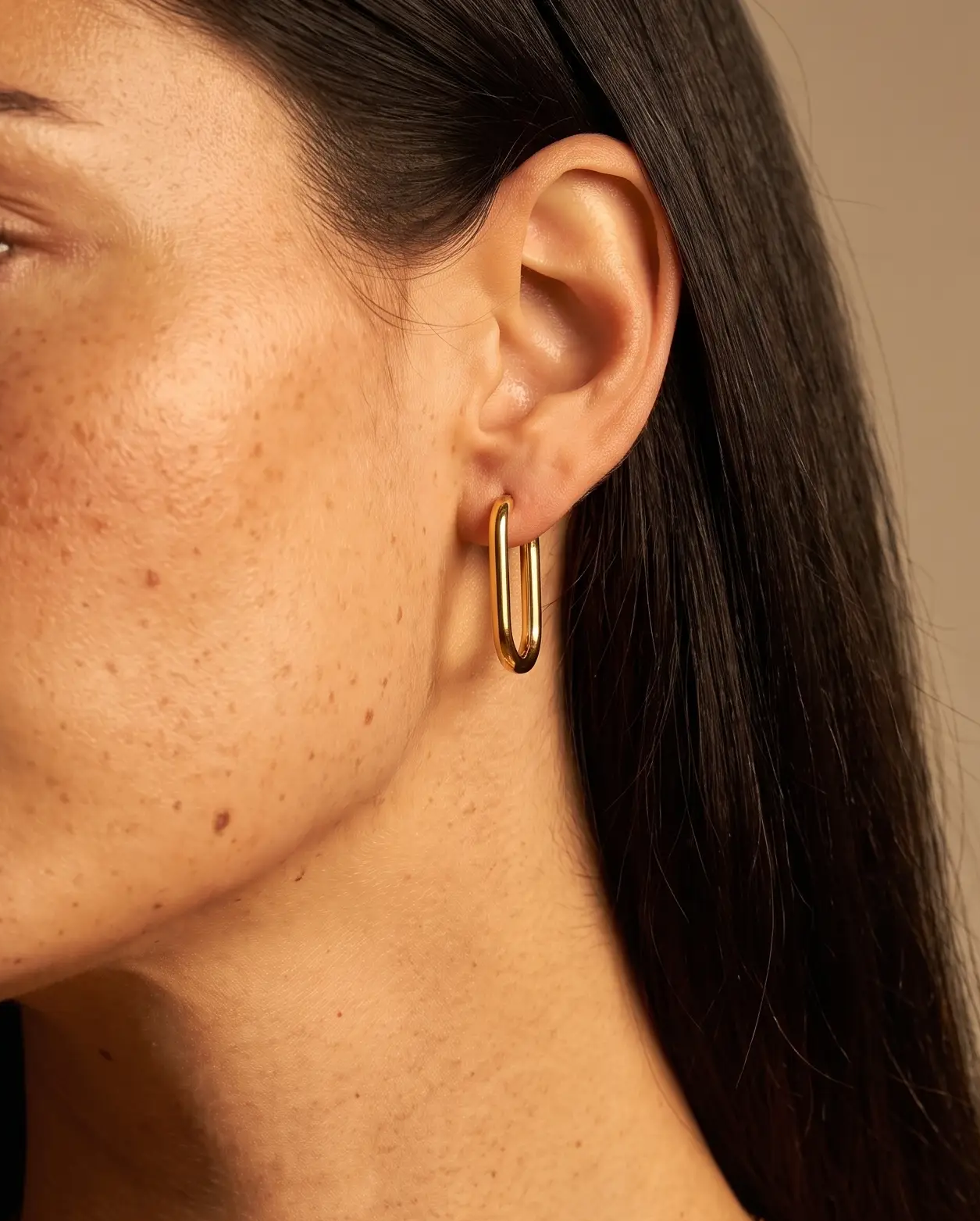 cascalia-ai earrings-36_studio1_a6+necklace331.png