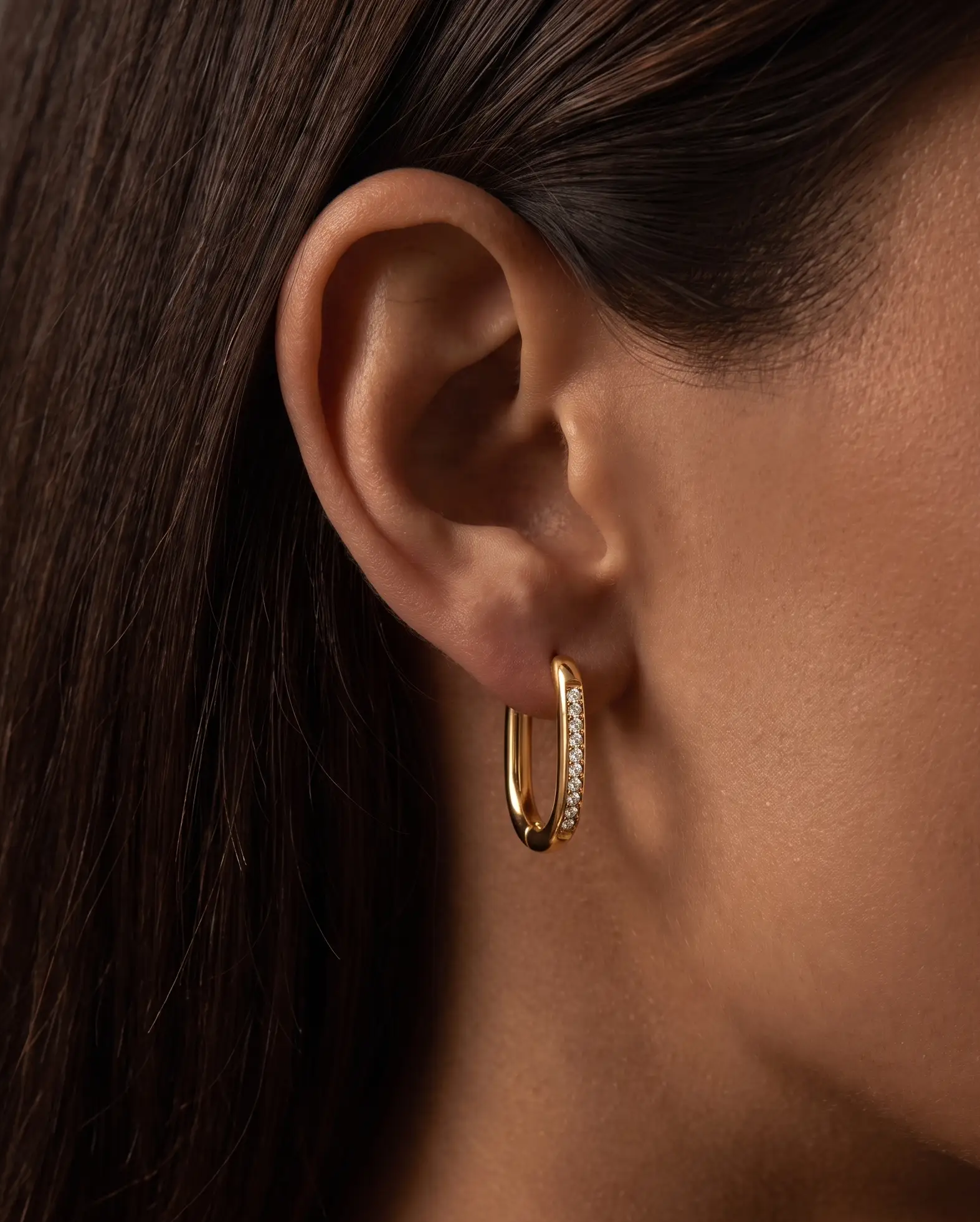 cascalia-ai earrings-374_lifestyle1_a2+solo.png