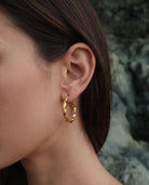 cascalia-ai earrings-385_studio2_a3+solo.png