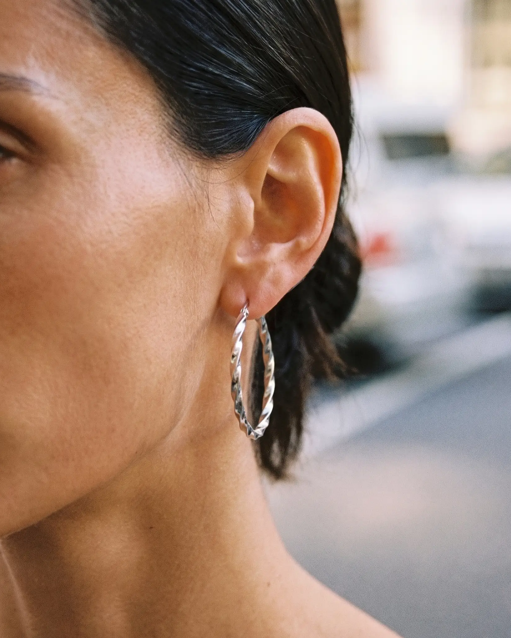 cascalia-ai earrings-386-S_studio1_a2+solo.png