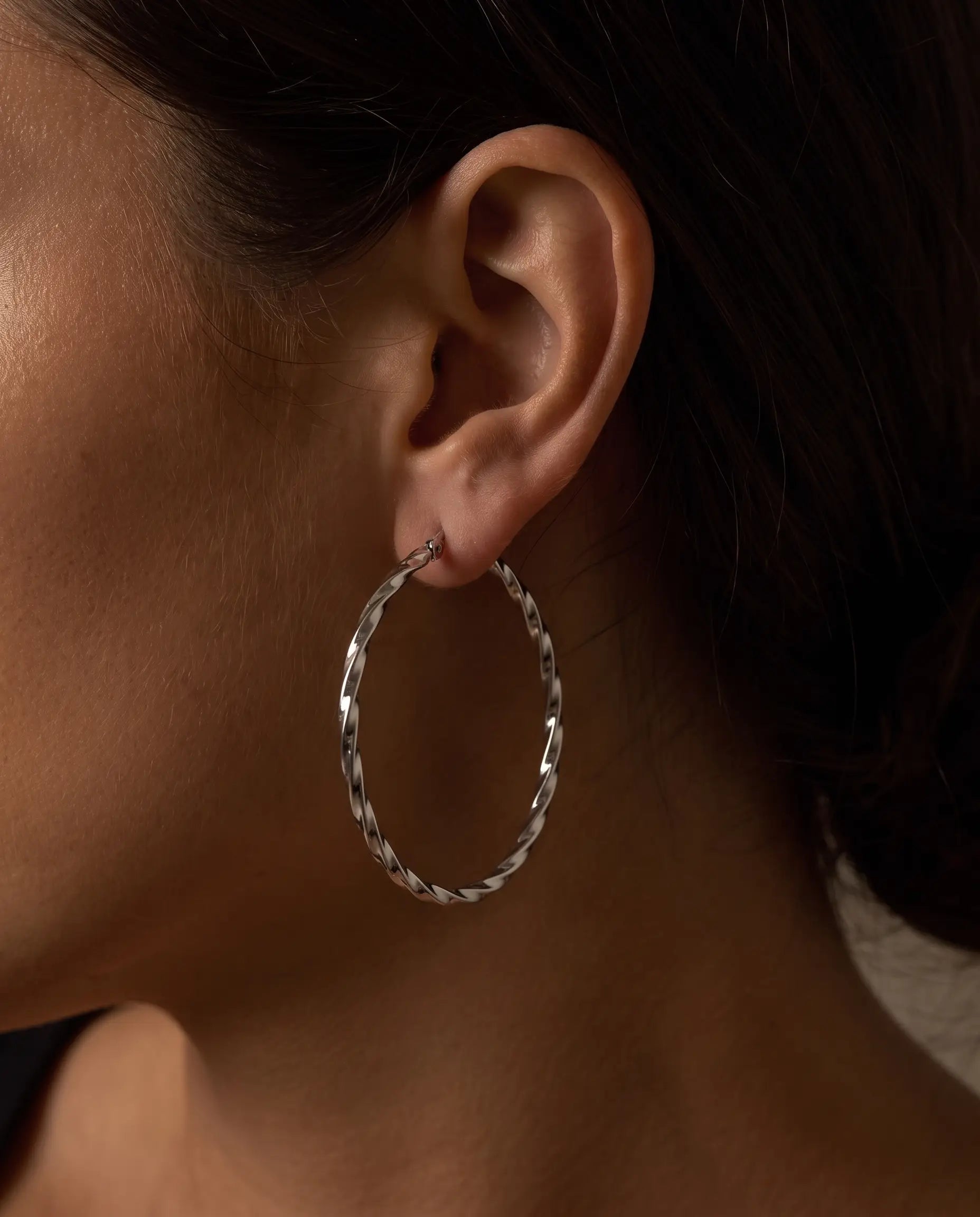 cascalia-ai earrings-387-S_studio1_a2+solo.png
