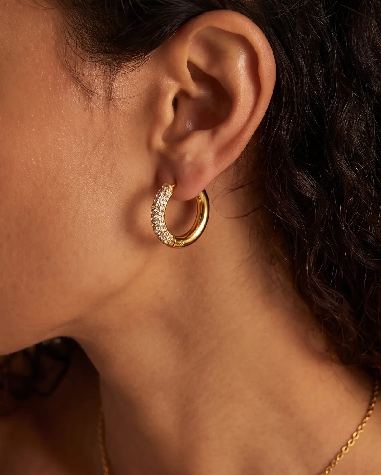 cascalia-ai earrings-38_studio2_a1+necklace247.png