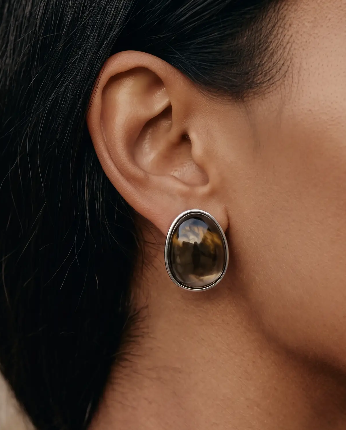 cascalia-ai earrings-405-S_lifestyle1_a4+necklace264-S.png