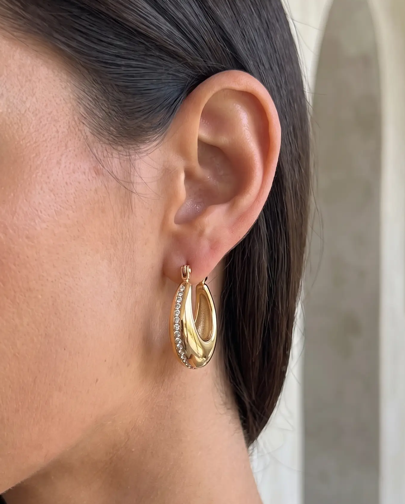 cascalia-ai earrings-42_studio1_a1+solo.png