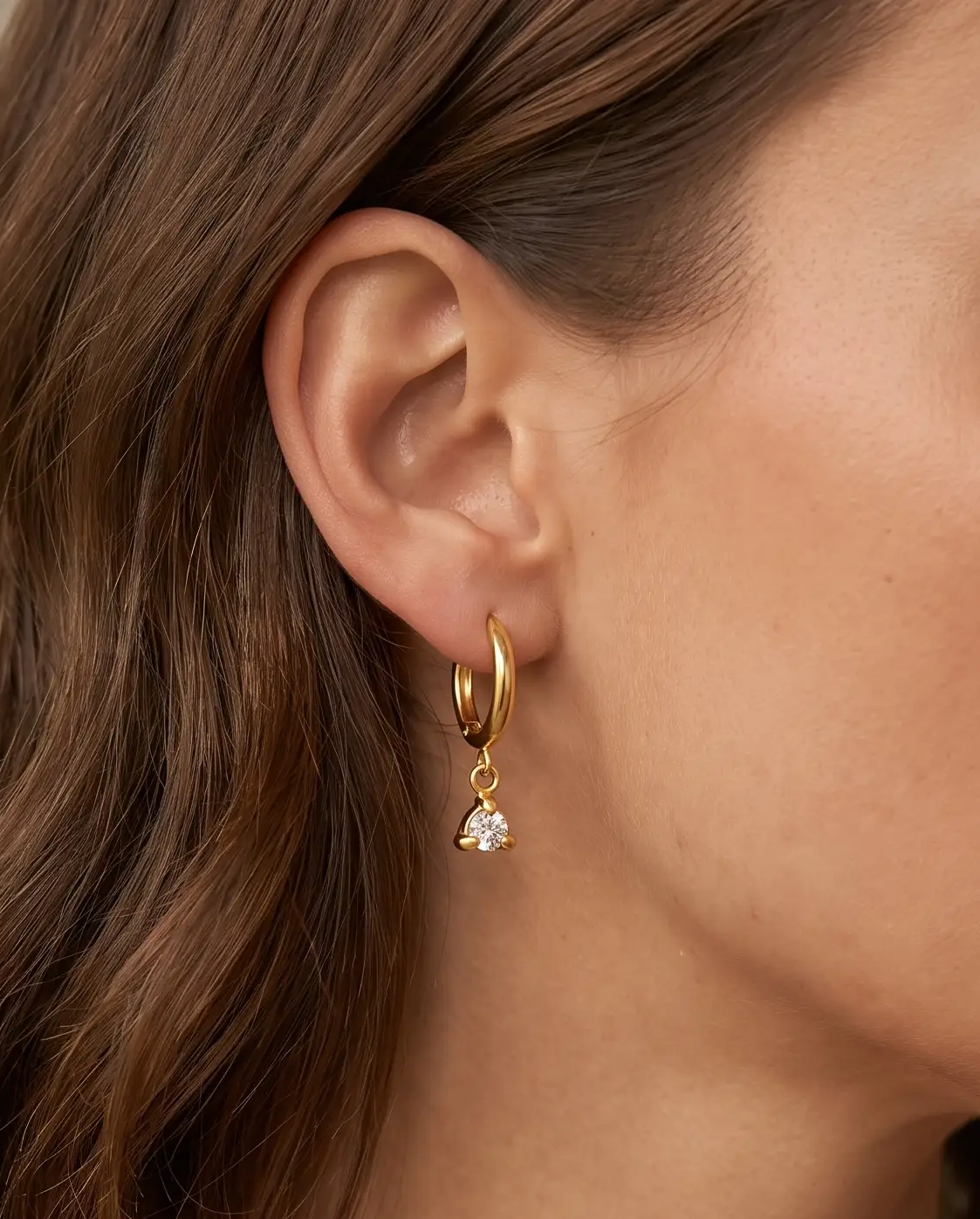 cascalia-ai earrings-56_studio1_a2+necklace232.png