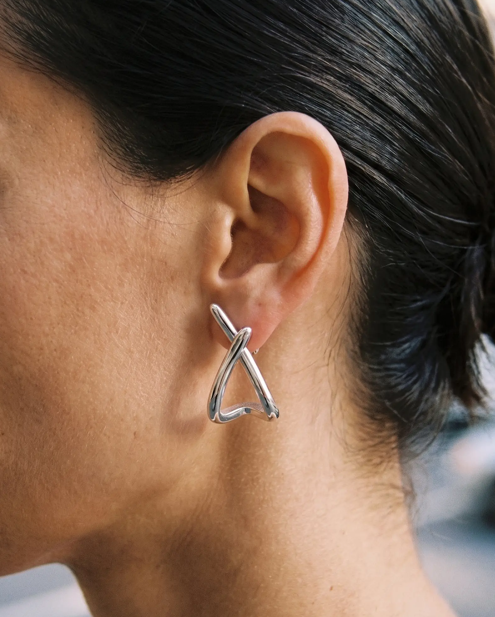 cascalia-ai earrings-58-S_lifestyle1_a2+solo.png