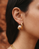 cascalia-ai earrings-7_studio1_a2+necklace259.png