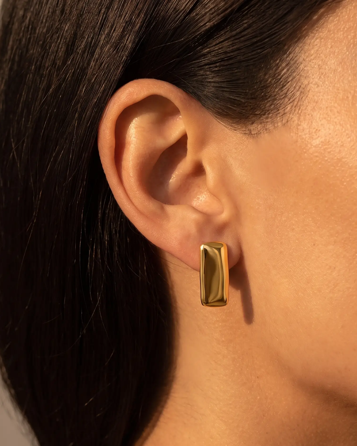 cascalia-ai earrings-5_studio2_a1+solo.png