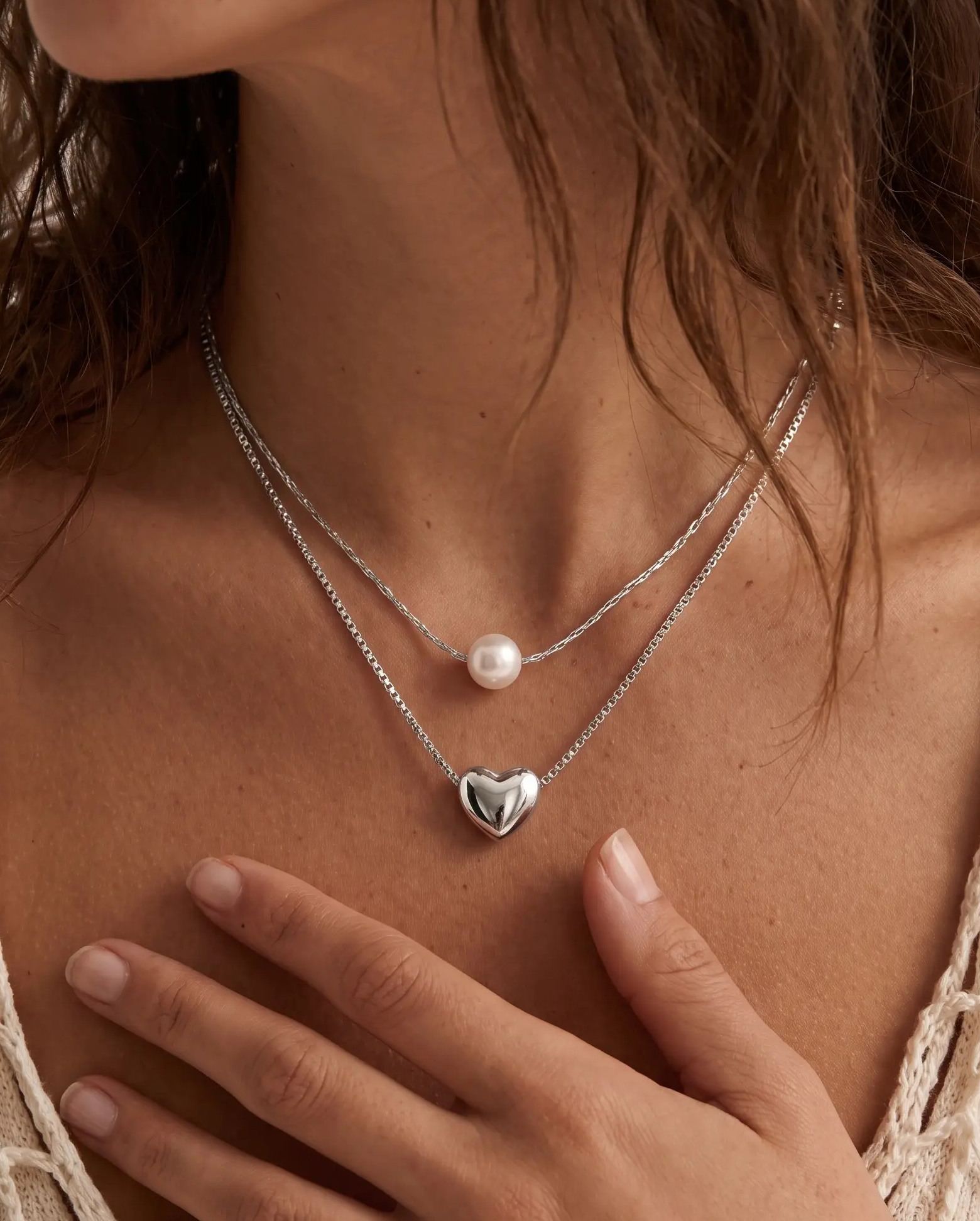 cascalia-ai necklace-243-S_studio2_a2+solo.png