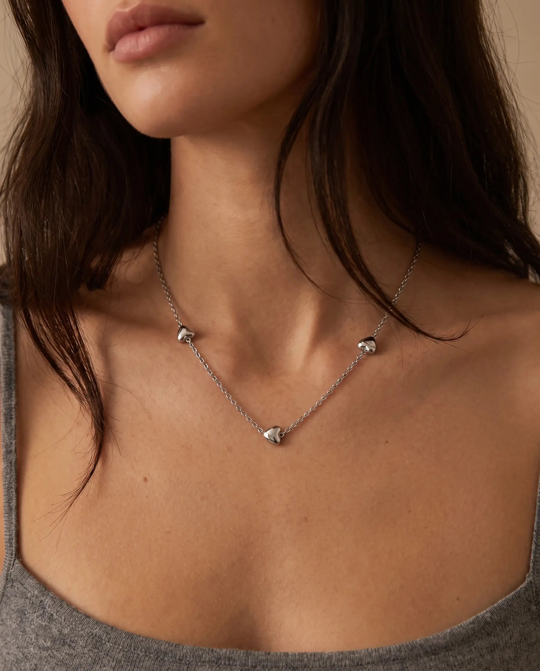 cascalia-ai necklace-275-S_lifestyle1_a2+solo.png