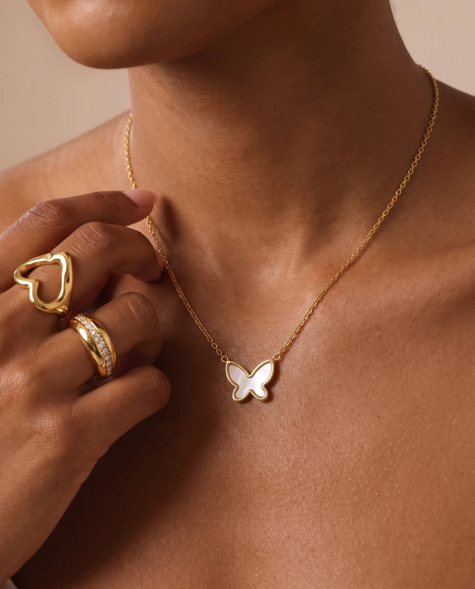 cascalia-ai necklace-331_studio1_a1+ring136+ring152.png