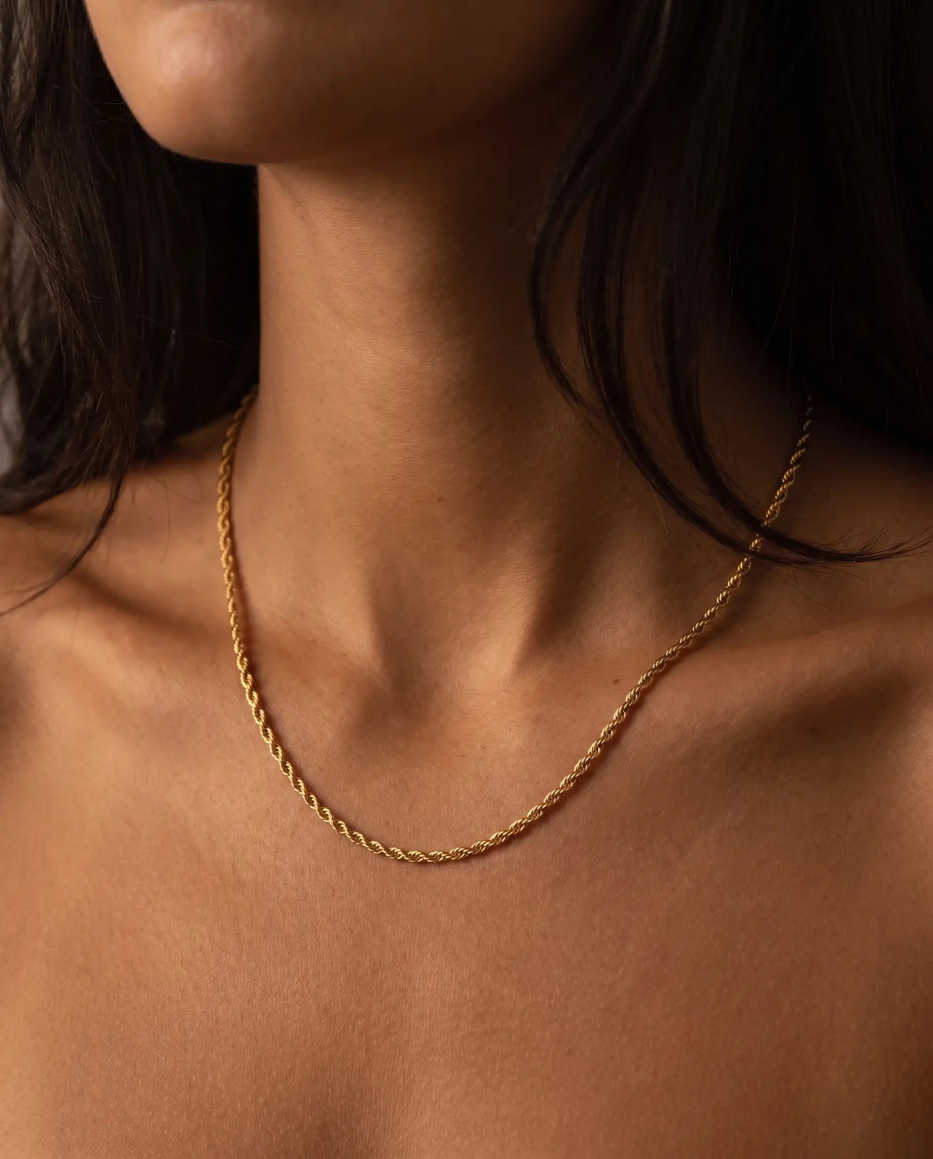 cascalia-ai necklace-425-1-5mm_studio2_a7+solo.png