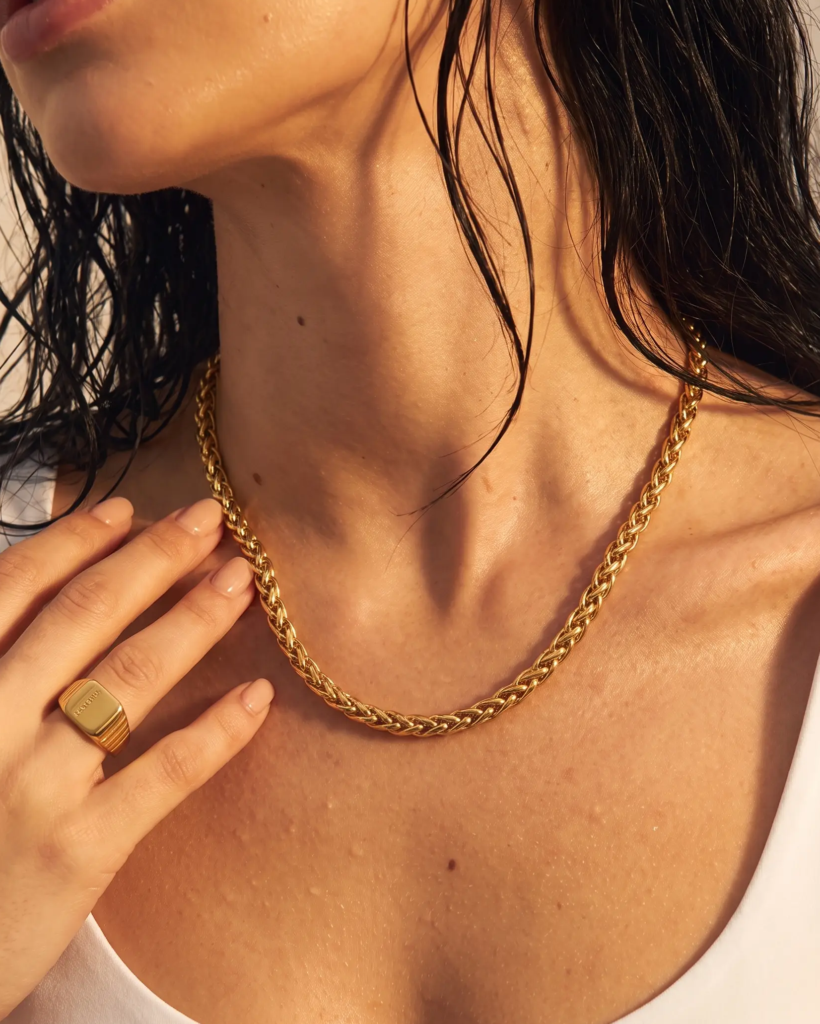 cascalia-ai necklace-427-5mm_studio2_a1+ring12.png