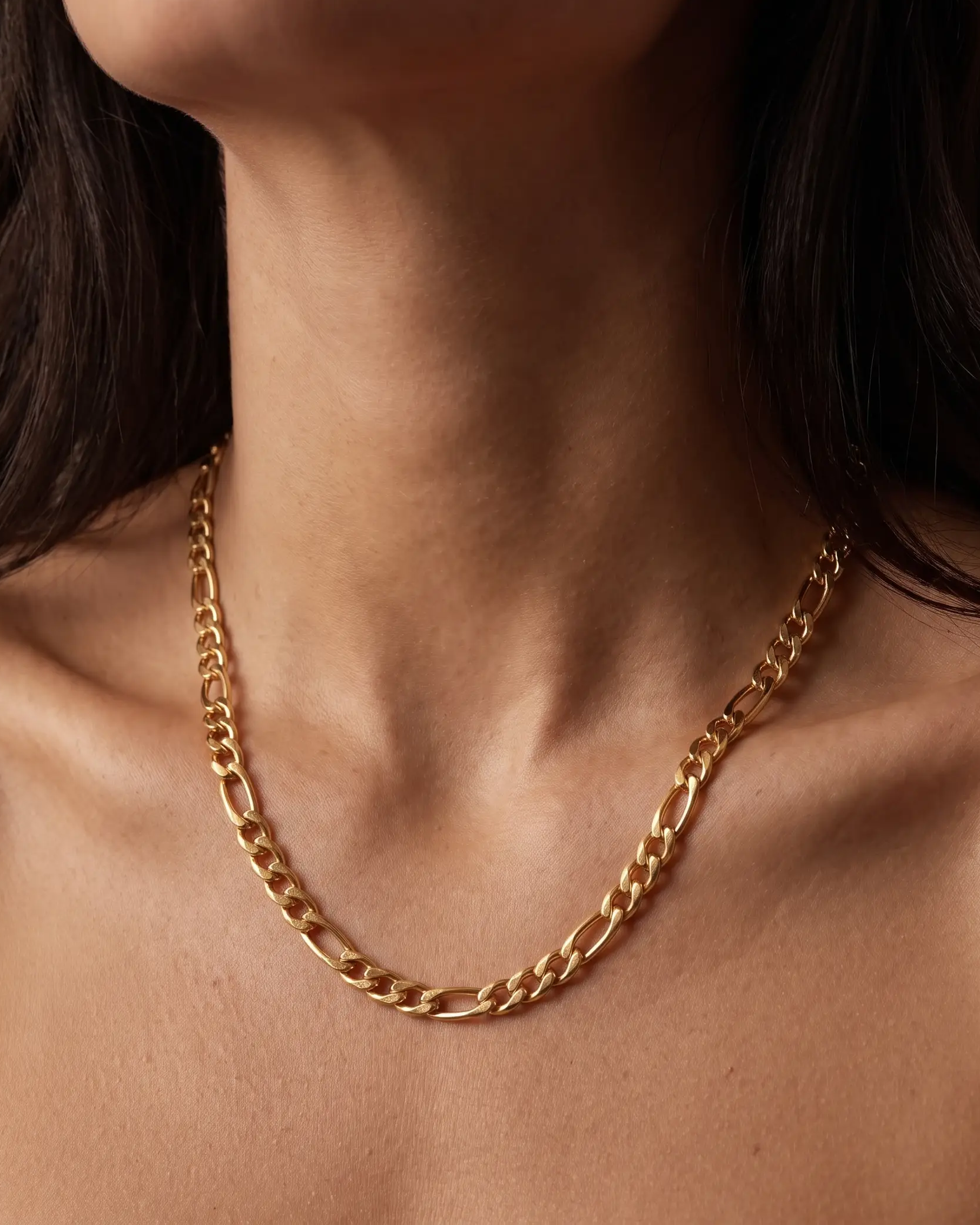 cascalia-ai necklace-429-5mm_lifestyle1_a2+solo.png