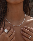 cascalia-ai necklace-431-3mm-S_studio2_a2+ring152-S+ring153-S.png
