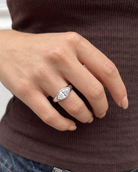 cascalia-ai ring-104-S_studio1_a3+solo.png