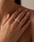 cascalia-ai ring-117-S_lifestyle1_a2+solo.png