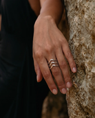cascalia-ai ring-124-S_lifestyle1_a2+solo.png