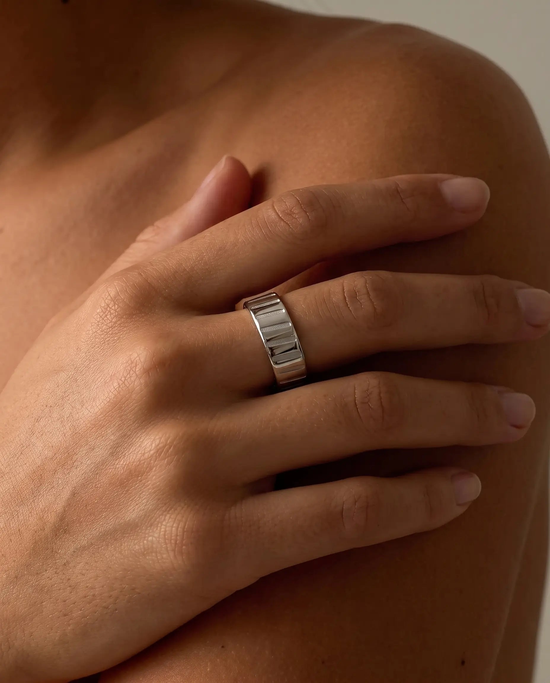 cascalia-ai ring-127-S_studio2_a2+ring413-S.png