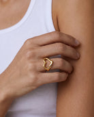 cascalia-ai ring-136_lifestyle1_a2+solo.png