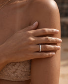 cascalia-ai ring-307-S_lifestyle1_a2+ring141-S.png