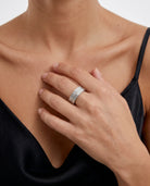 cascalia-ai ring-412-S_lifestyle1_a2+solo.png