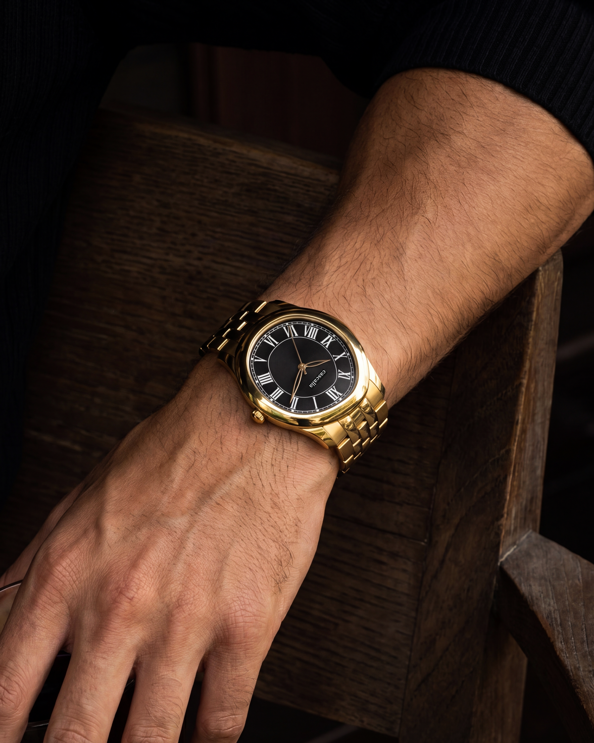 Tero Gold Black on the wrist