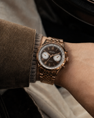 Velo Rosegold on the wrist