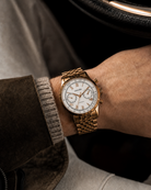 Velo Rosegold on the wrist
