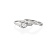 Tecla ring